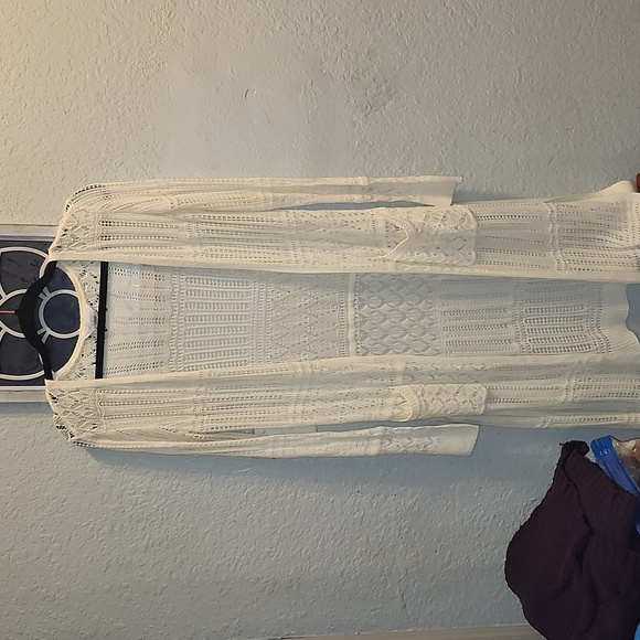 No Boundaries Tops - Long sleeved dressy sweater Size Med